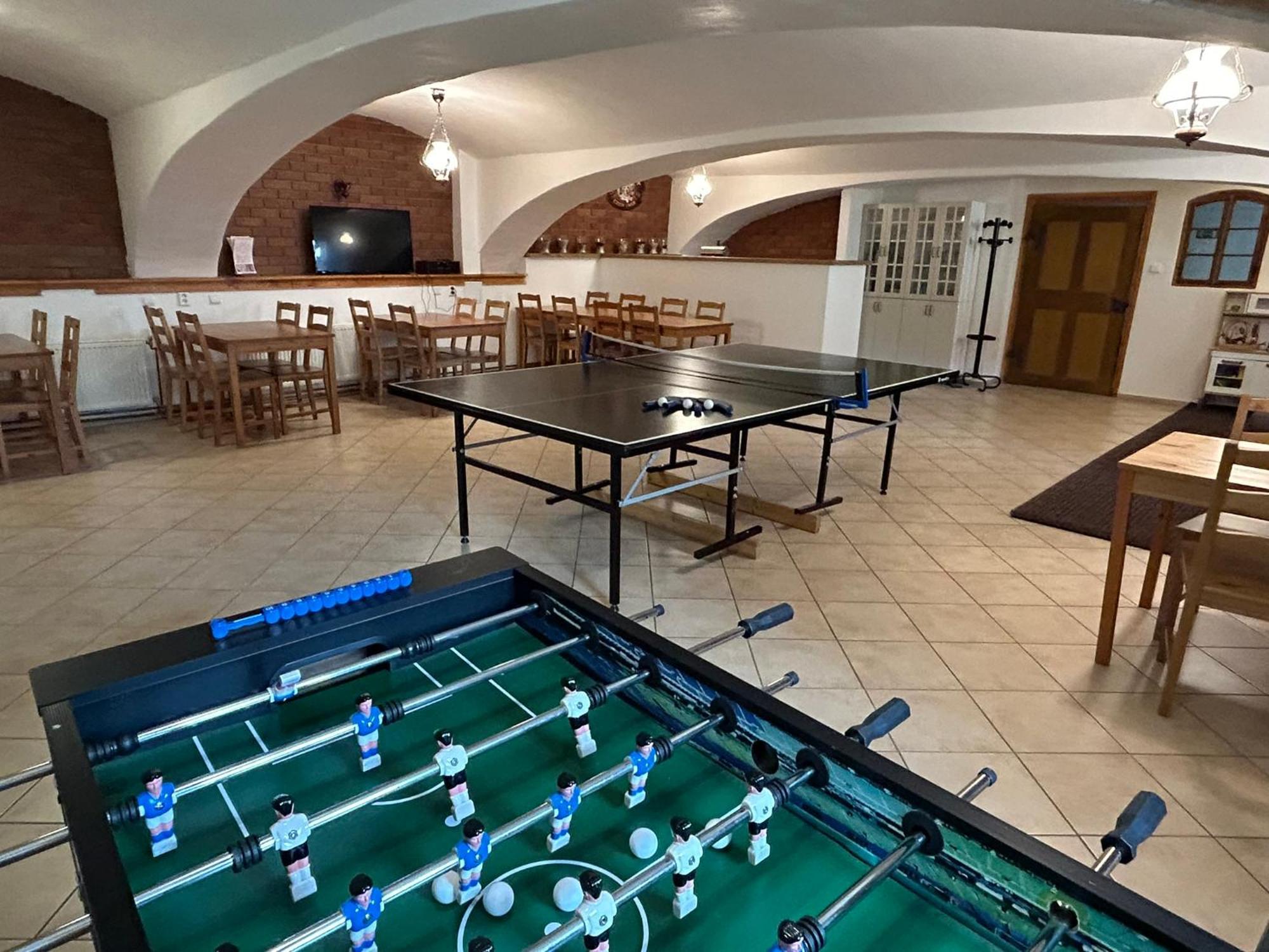 Dvur Stran & Wellness Hotel Karlovy Vary Bagian luar foto